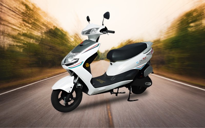 Avon E World Trust 900